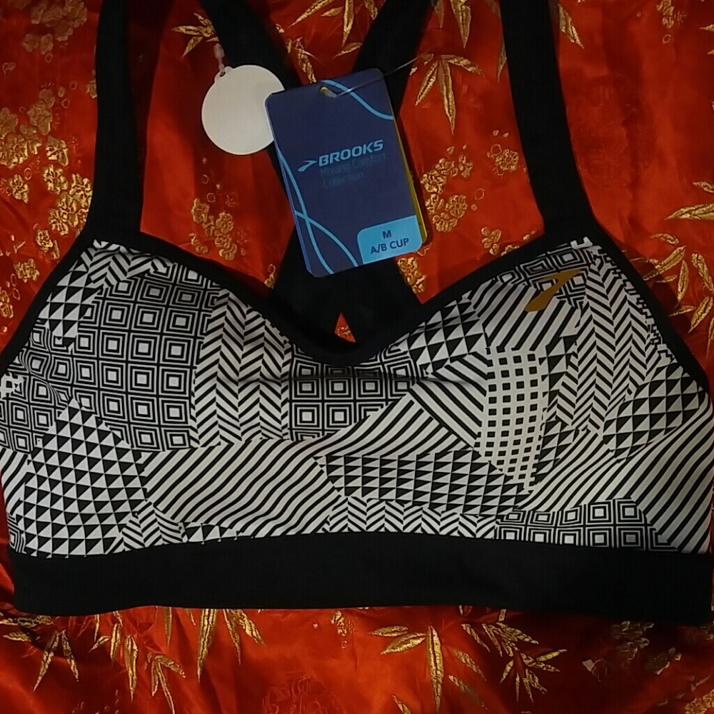 Brooks sport bra